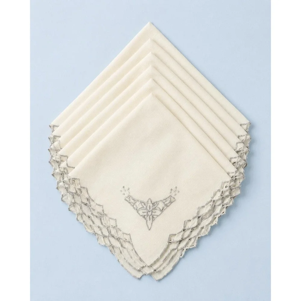 Vintage Set of 8 White Embroidered Napkins Blue Cutwork Scalloped Edge